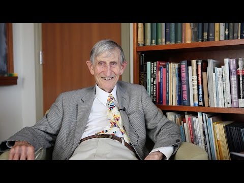 Video: The Renowned Physicist Makes Important Predictions Of The Future - Alternative View