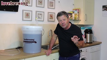 Beginners Guide to Making Spirits - Part 3 - Siphoning, Degassing & Clearing