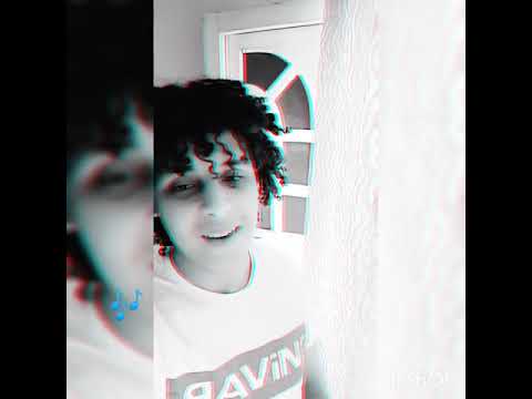     اسمر اللون يالاللي  