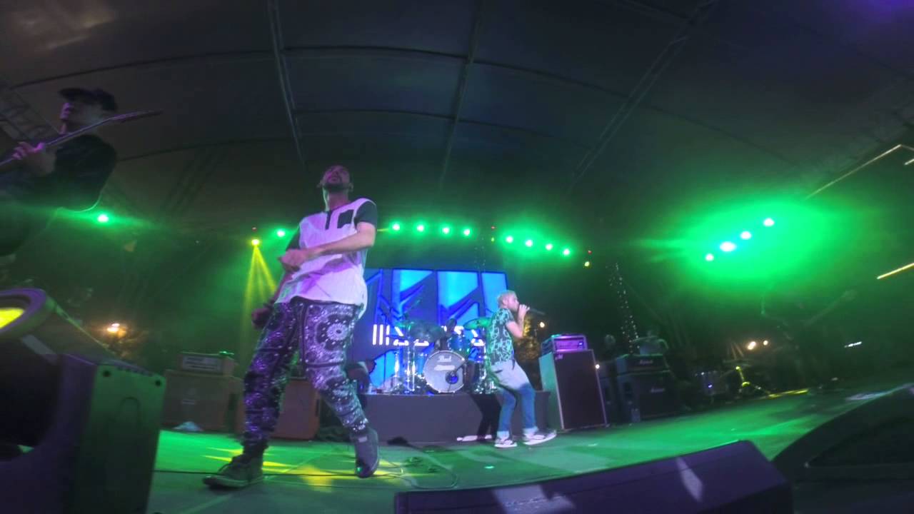 ISSUES - Never Lose Your Flames LIVE IN MANILA @ SONIC BOOM SHOCKWAVE 2014