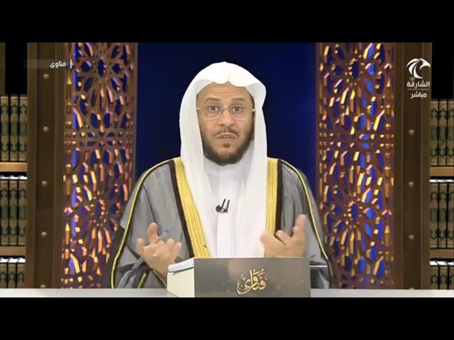 ما هو واجب المصلين تجاه إمام مسجدهم الذي لا يصلي في المسجد إذا كان في إجازة؟ | الشيخ عزيز بن فرحان