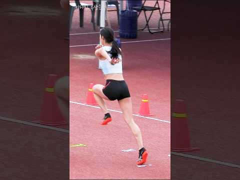 여자육상 높이뛰기 <strong>이다인</strong>