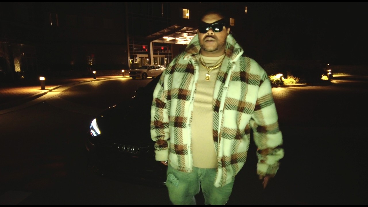 Watch John Jigg$ x EZ Elpee - BOTTOM LINE (Official Music Video) (Dir. M-A) on YouTube Watch John Jigg$ x EZ Elpee - BOTTOM LINE (Official Music Video) (Dir. M-A) on YouTube