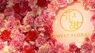 Floral shop welcomes Chinatown visitors with open arms