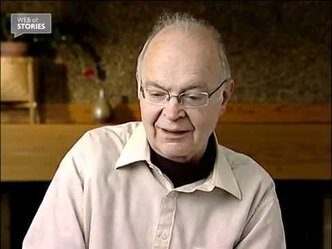 My advice to young people - Donald Knuth [video]