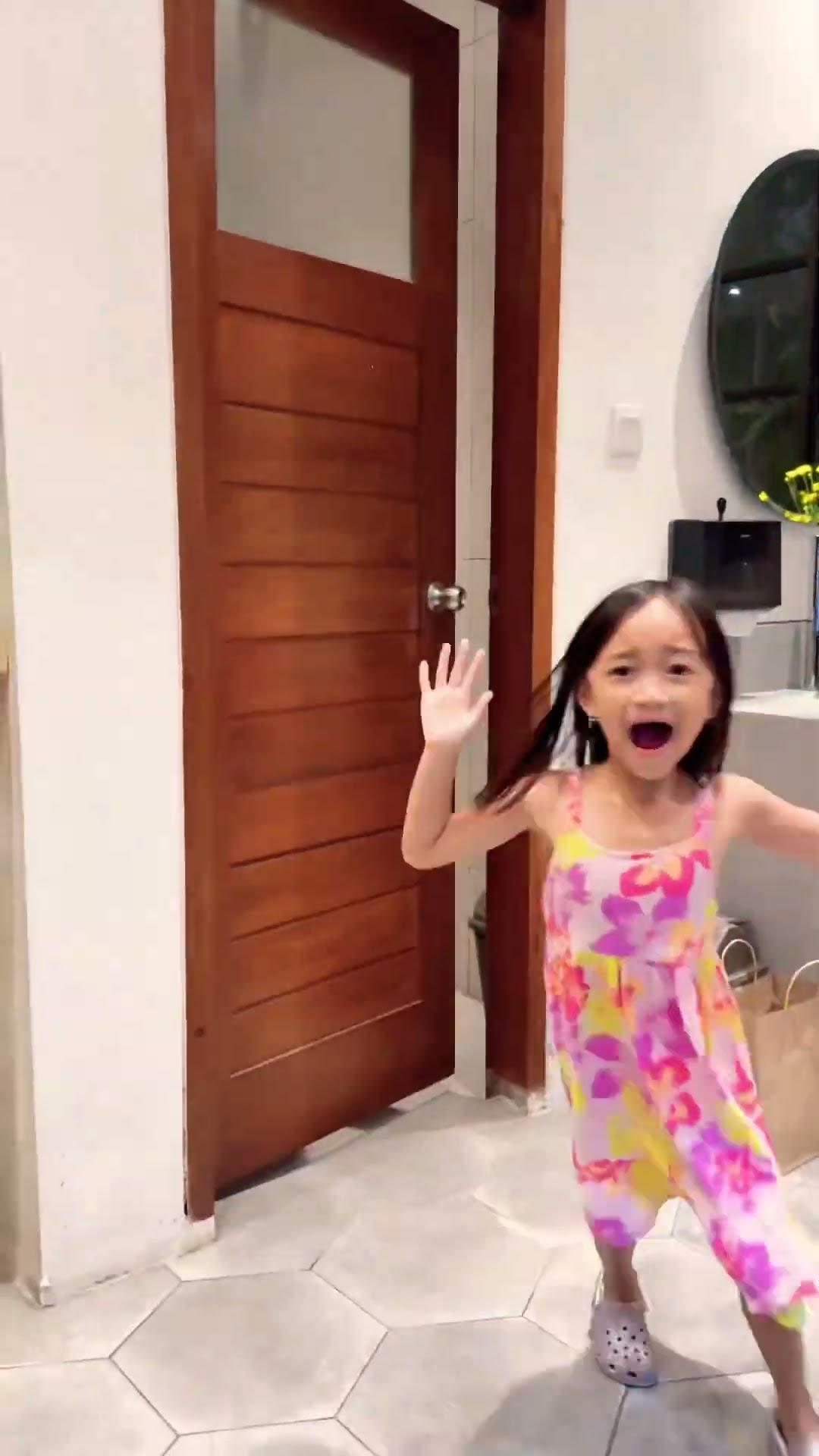 Door scares kids ???✅❤️???