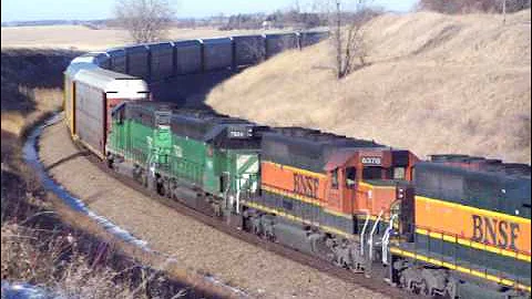 Four SD40-2's on eastbound