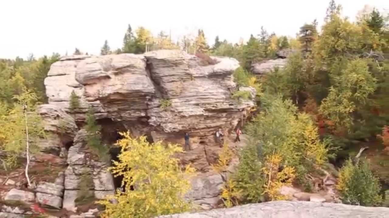 Каменный город на машине