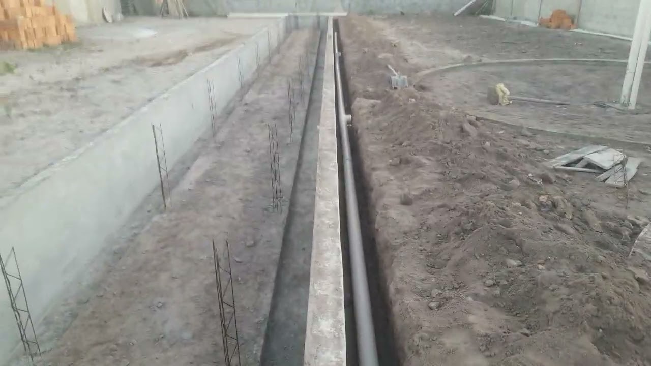 Colocando a nossa rede de 100 dos nossos tanque de criação de tilapia 