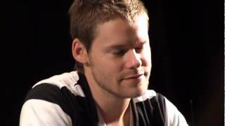 Randy Harrison Paris Convetion. 11-02-2008. Working with a straight actor