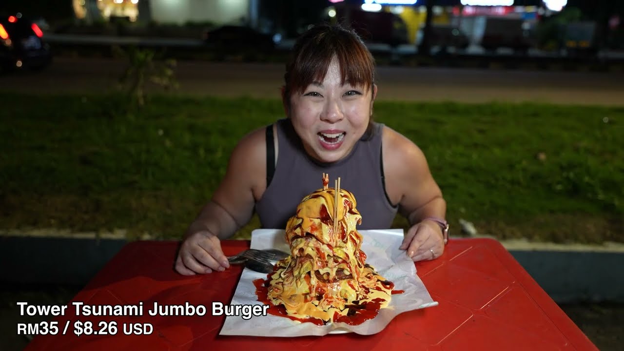 Street Food $8 Amazing Jumbo Burger