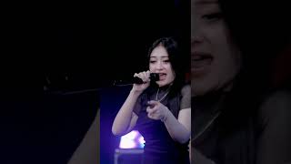 Shinta Arsinta  Alum shintaarsinta