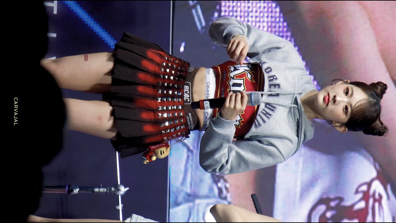 241011 고려대학교 가을축제 아이칠린 재키 주니  / ICHILLIN' JACKIE JOONIE