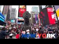 4K Walk NEW YORK Times Square, 5th Ave Rockefeller Center night MANHATTAN USA 🗽 🇺🇸  NYC Walking tour