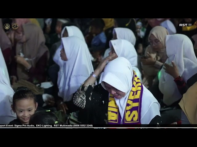 GEBYAR SHOLAWAT Walimatul Ursy Hajir dan Riya Hadrah Nurul Huda Lamongan class=