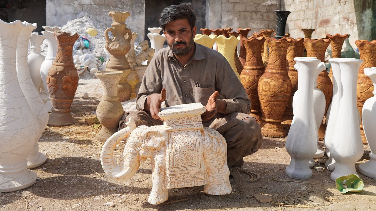 How Craftsman Makes a Beautiful Elephant From Plaster of Paris With Amazing Technique.