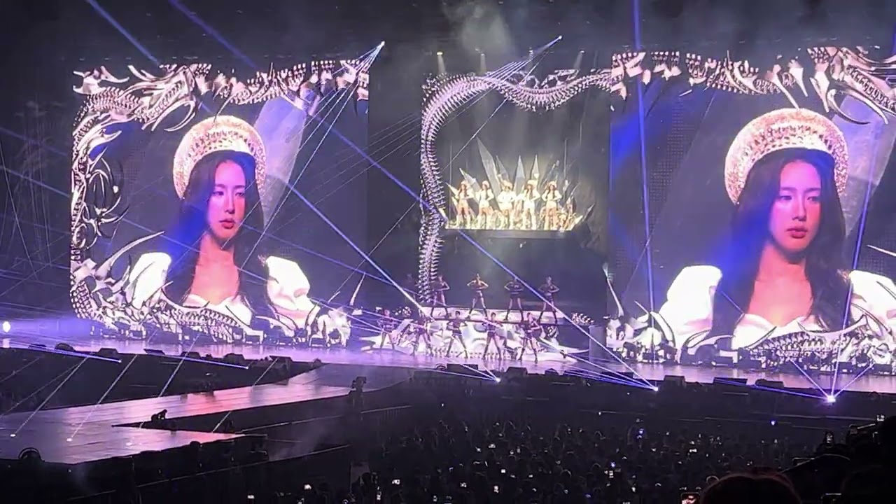 2024 (여자)아이들 (G)I-DLE WORLD TOUR [iDOL] IN TAIPEI  Super Lady 開場 10/04