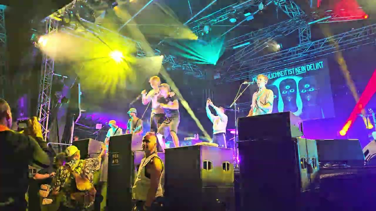 Liedfett  feat. Marlo Grosshardt- Partybrille live @ Wutzrock Festival 09.08.2025 