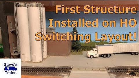 Tulsa Spur Part 12: First structure installed on the 1x6 HO switching layout