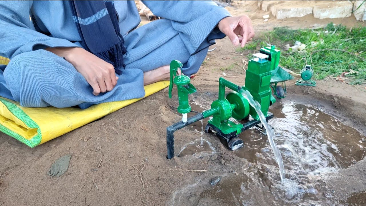 🔥 Irrigation Machine Without Electricity | Brilliant Rural Invention 