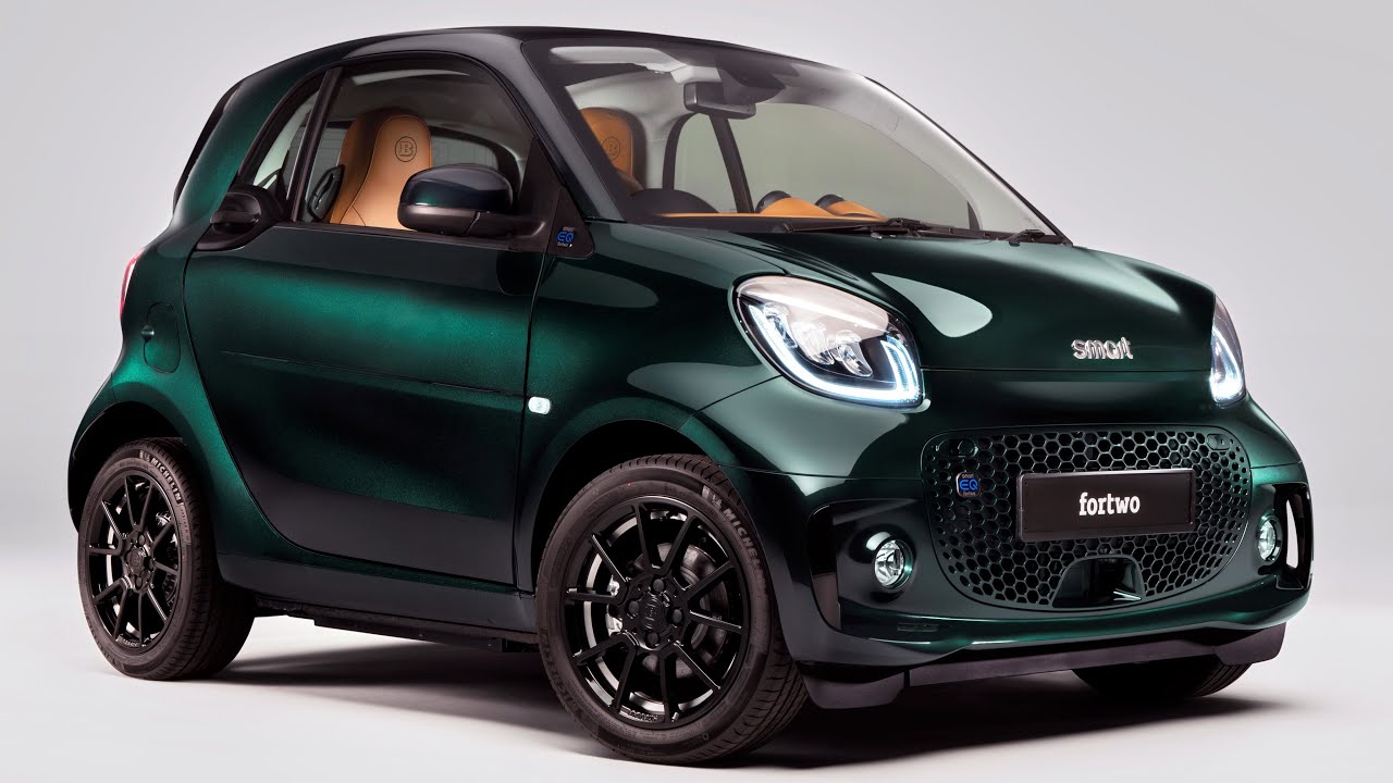 Smart Racing Green 2021 NEW Smart EQ fortwo coupé Racing Green Edition (UK) - YouTube