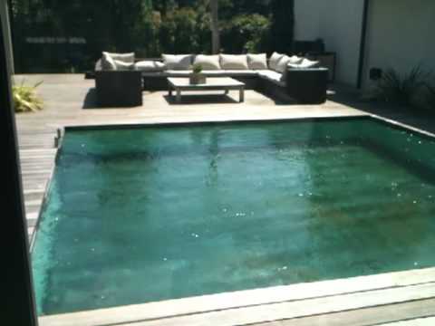 piscine bois qui descend