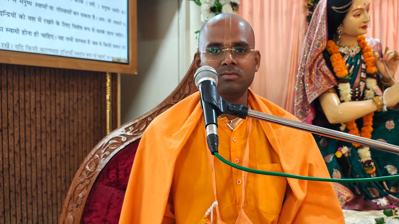 Bhagabatam class by HG Ranchod Krishna Das SB 4.22.26 - YouTube