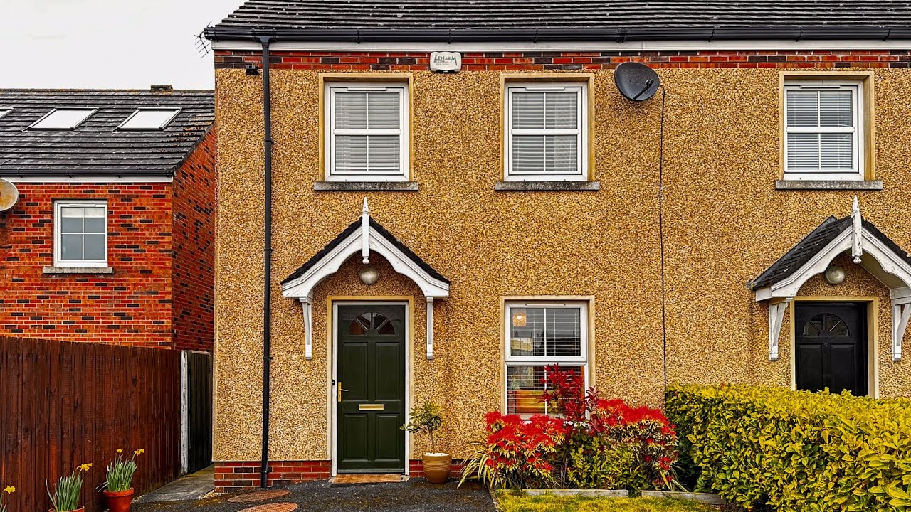 SMART LOOKING 2 BED, 2 BATH, LOVELY AREA 10 Lismore, Earlsfort Houses