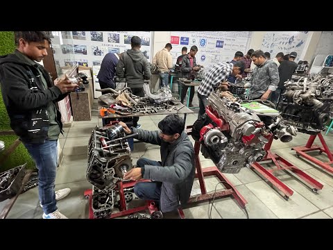 Automotive Service Technician In Hindi