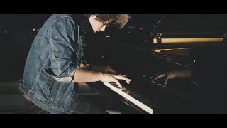 Fast stride piano - Time Lapse - Luca Sestak