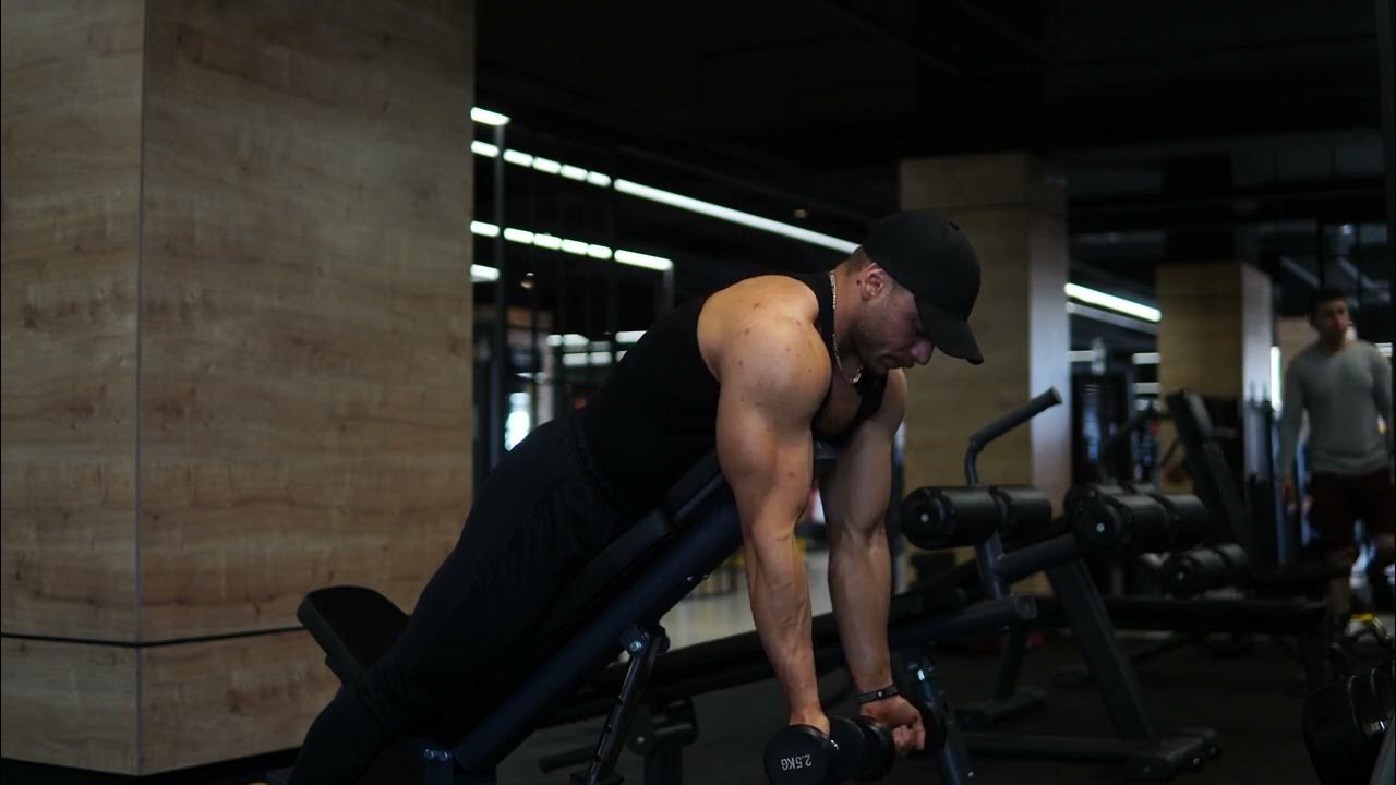 كيل دمبلص متكا الصدر اعلى inclined chest supported biceps db curls