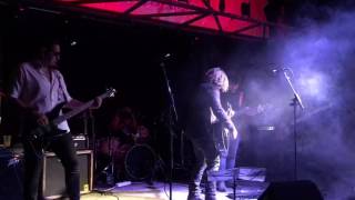 Knocking on Heavens Door - Bob Dylan - Versión de Guns n Roses por Distrito 66