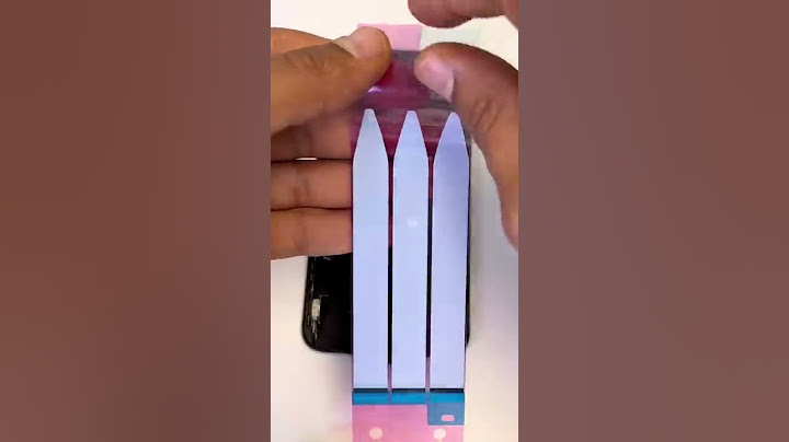 Her #iphone was DYING every 5 minutes 🥲She couldn’t take it anymore 🙅‍♂️ #asmr #shorts #apple #ios