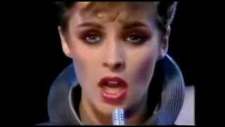 Watch Sheena Easton Machinery video