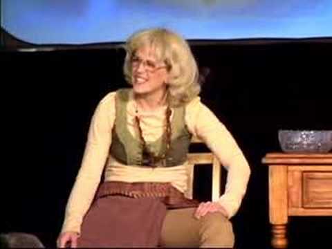 Lucy and Renee at the 2004 xena convention part 1