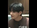 اسمعو تاي وهو بيقول مدموزيل (كيووت) 😭💜 Cute Taehyung