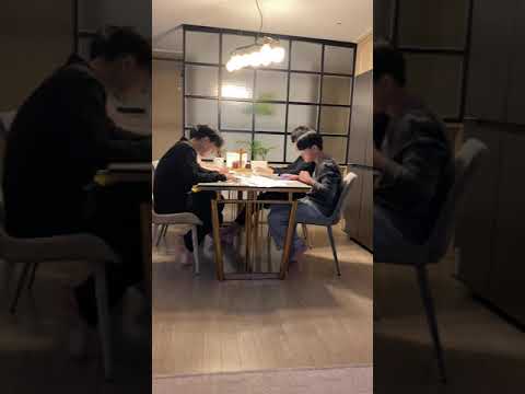 영상썸네일