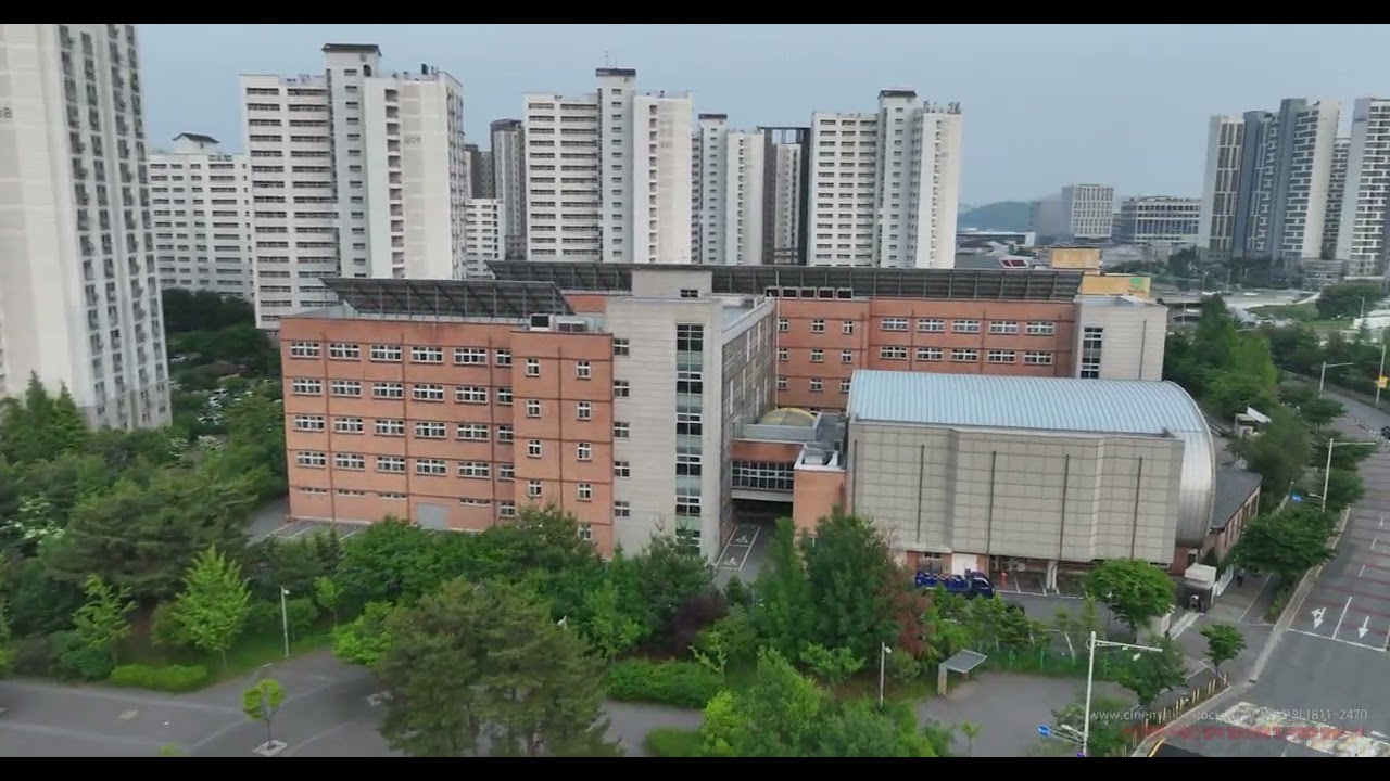 DJI 0204 10 경기김포시장기동2028 라베니체광장 250527 18 altL 24mm DJIMavic3Cine 5120 50 0fps 드론영상소스