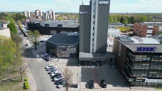 PC HELP ir PC SHOP. Savanorių pr. 194 - 301, Kaunas. Devynių aukštų NORDIC verslo centras