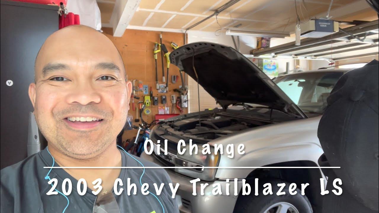 2003 chevy trailblazer oil change - YouTube
