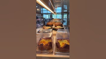 Khai Trương Tiệm Bánh Tous Les Jours - Bakery Grand Opening  @whatsupbyepixhdtv  #bakery #anuong