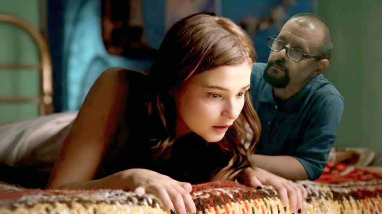 بنت بتتعرض للتحرش من ابوها وبيقع فى حبها ويتجوزها لمده 20سنه غصب.. واللي حصل صادم | ملخص فيلم