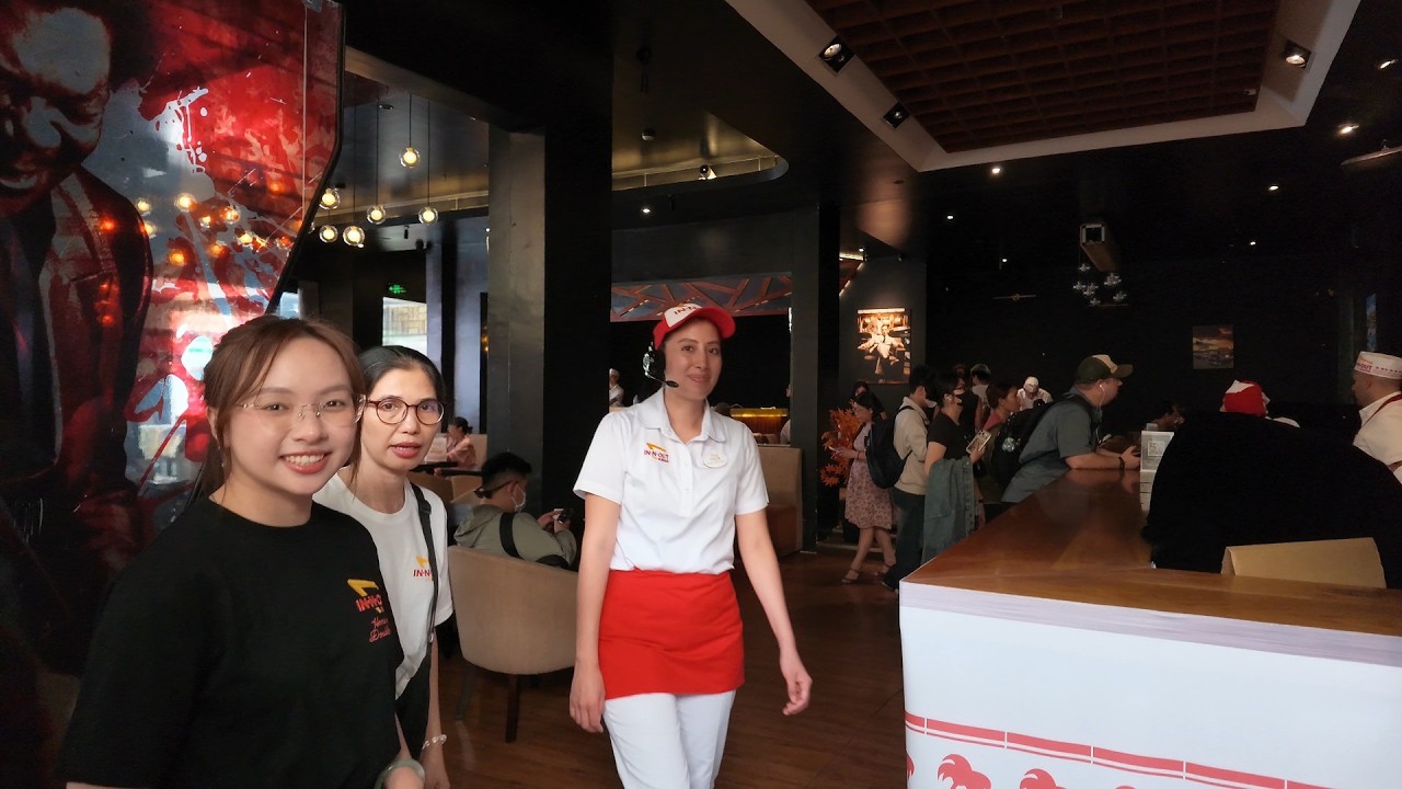 In-N-Out Burger Arrives in Vietnam: A Behind-the-Scenes Look at the Exclusive Pop-Up – Video