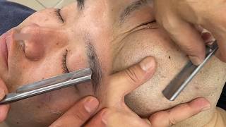 The Master Shaves This Gentleman One Glance Reveals At Least 30 Years Of Skill.