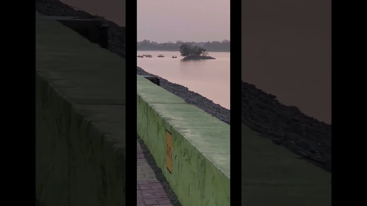 @R856T1048: The Panoramic View of The Sun Set at the Mithon Dam with Huge Catchment Areas auf YouTube ansehen @R856T1048: The Panoramic View of The Sun Set at the Mithon Dam with Huge Catchment Areas auf YouTube ansehen
