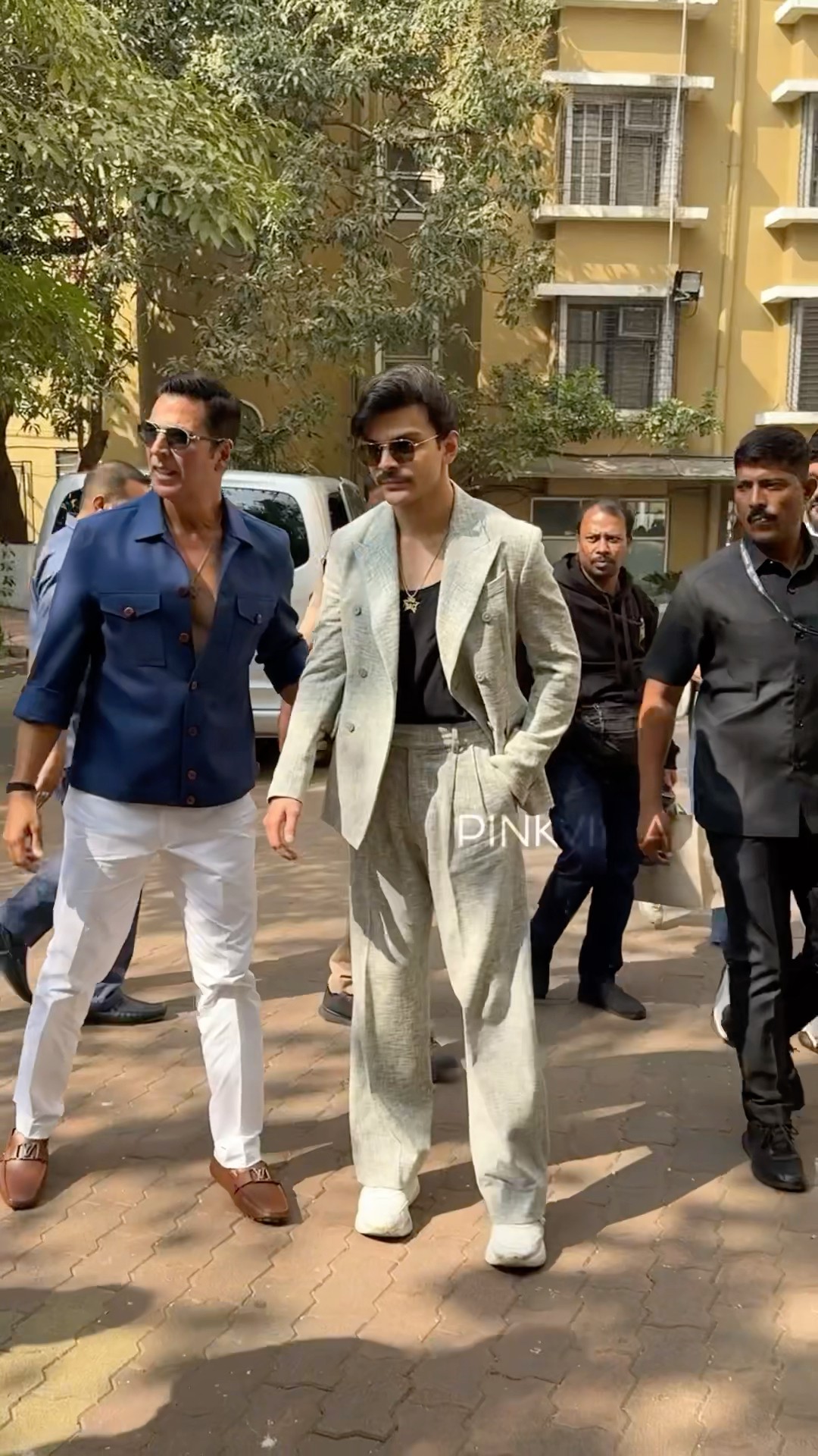 Veer Pahariya \u0026 Akshay Kumar Spotted Together For Promotion Of Their Film? #shorts #bollywood