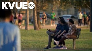 Houston Families Take Advantage Of Warm Christmas Weather