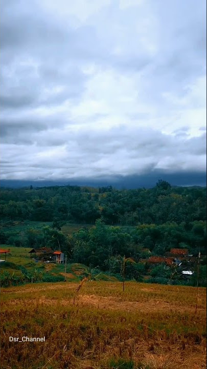 Lagu jawa gugur gunung dan pemandangan pegunungan Tulungagung yang sejuk. #short #shorts #shortvideo