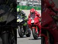 Side-by-Side Superbike Battle! 🏍️💨 #Shorts #Racing