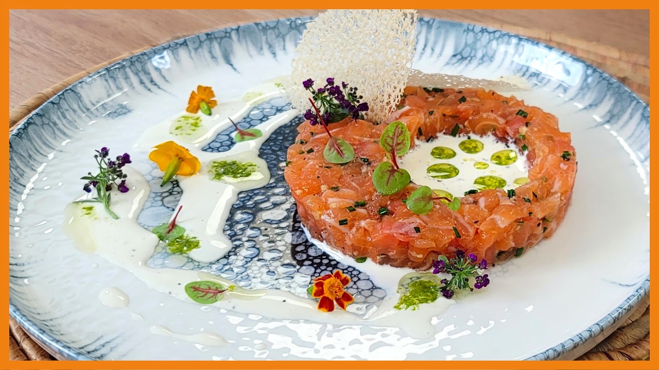 Tartare de Saumon au Gingembre, Crème au Raifort et Huile de Combava | Recette Saint-Valentin